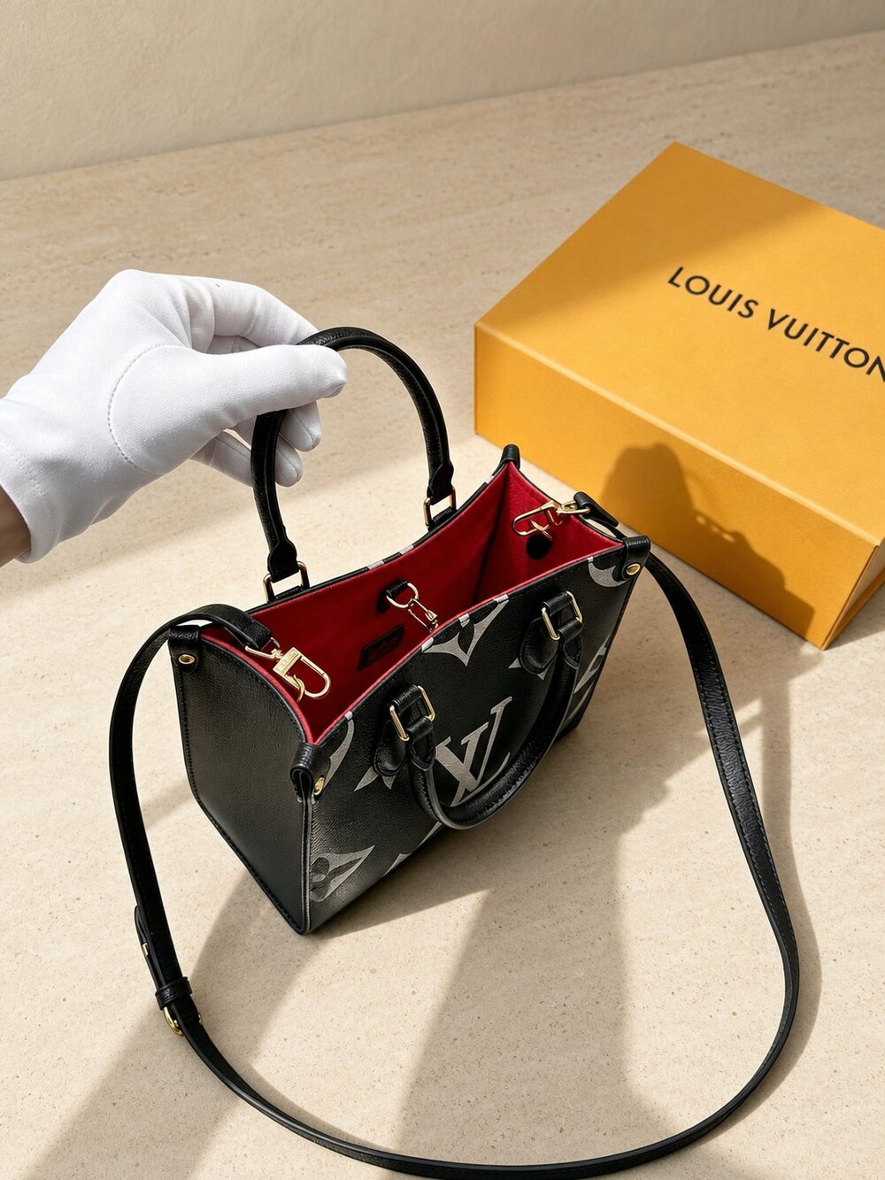 Louis Vuitton Bicolor Black Empreinte Leather Tote Bag - Picture 4 of 5